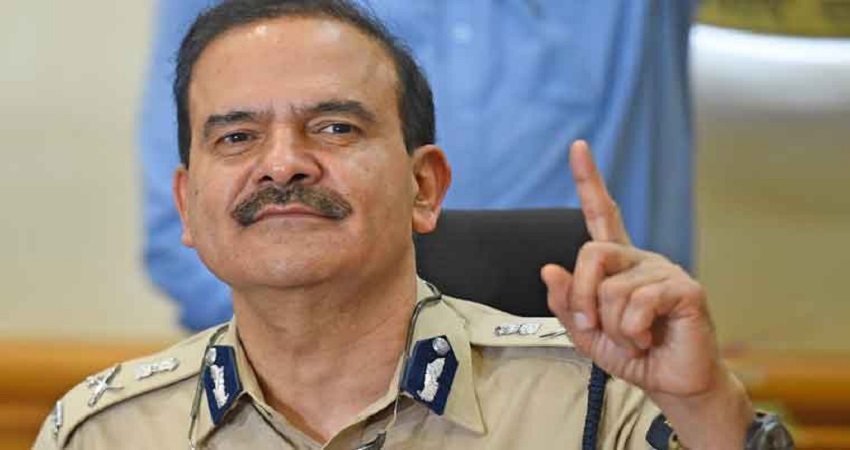मुंबई पुलिस कमिश्रनर परमबीर सिंह हुए सोशल मीडिया पर ट्रेंड, लोग मांग रहे इस्तीफा मुंबई पुलिस कमिश्रनर परमबीर सिंह हुए सोशल मीडिया पर ट्रेंड, लोग मांग रहे इस्तीफा